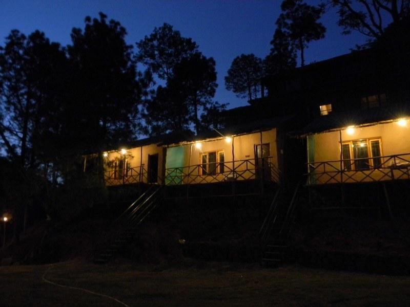 The Mud House Resort Kasauli Exterior foto