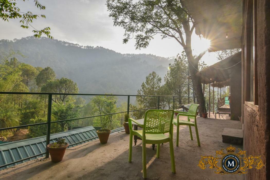 The Mud House Resort Kasauli Exterior foto